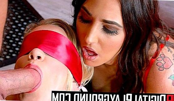 Порно: Женщина хитро поступила затащив двадцатилетнего паренька в постель